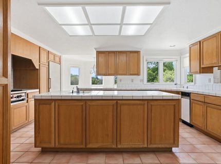 8992 Bronson Dr, Granite Bay, CA 95746 Photo