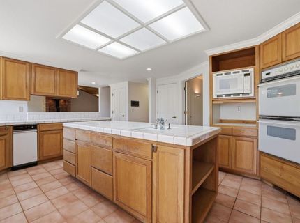 8992 Bronson Dr, Granite Bay, CA 95746 Photo