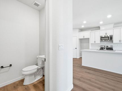 3818 E Commerce Way, Sacramento, CA 95834 Photo