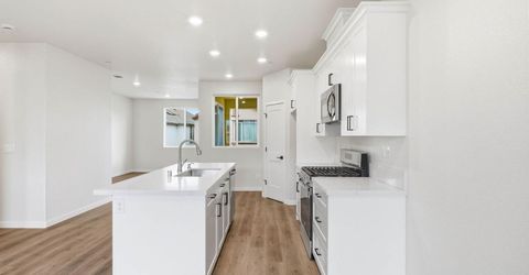 3818 E Commerce Way, Sacramento, CA 95834 Photo