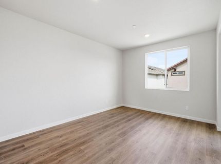 3818 E Commerce Way, Sacramento, CA 95834 Photo