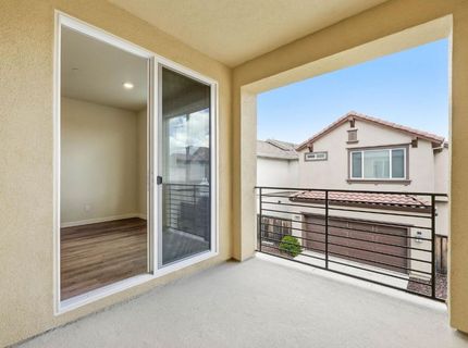 3818 E Commerce Way, Sacramento, CA 95834 Photo