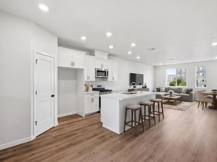 3818 E Commerce Way, Sacramento, CA 95834 Photo