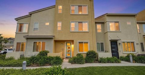 3818 E Commerce Way, Sacramento, CA 95834 Photo