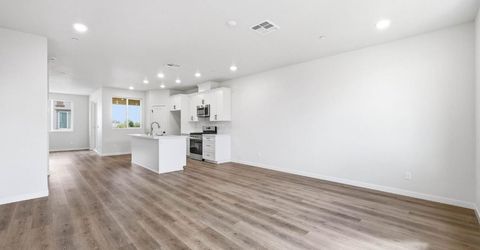 3818 E Commerce Way, Sacramento, CA 95834 Photo