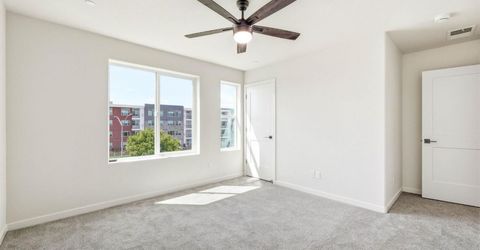 3818 E Commerce Way, Sacramento, CA 95834 Photo