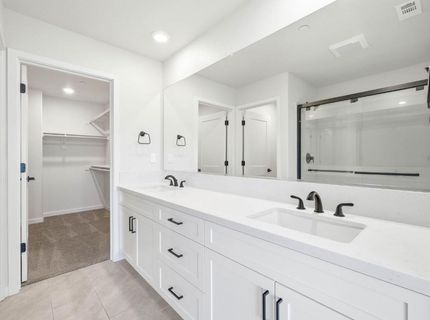 3818 E Commerce Way, Sacramento, CA 95834 Photo