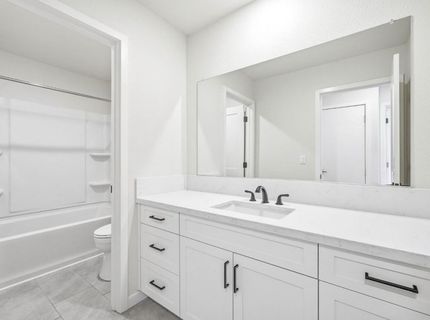 3818 E Commerce Way, Sacramento, CA 95834 Photo