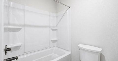 3818 E Commerce Way, Sacramento, CA 95834 Photo