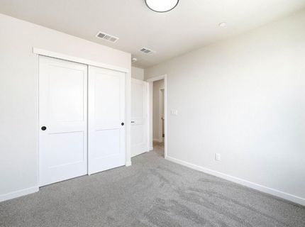 3818 E Commerce Way, Sacramento, CA 95834 Photo