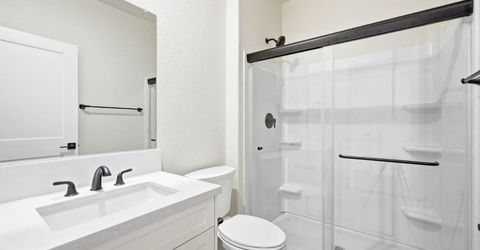 3818 E Commerce Way, Sacramento, CA 95834 Photo