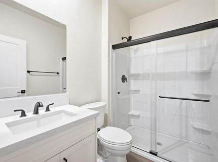 3818 E Commerce Way, Sacramento, CA 95834 Photo