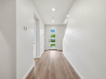 3818 E Commerce Way, Sacramento, CA 95834 Photo