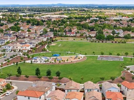 3818 E Commerce Way, Sacramento, CA 95834 Photo