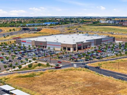 3818 E Commerce Way, Sacramento, CA 95834 Photo