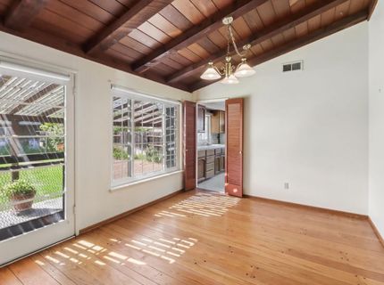 3245 Becerra Way, Sacramento, CA 95821 Photo