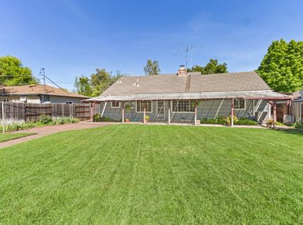 3245 Becerra Way, Sacramento, CA 95821 Photo