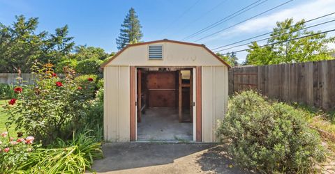 3245 Becerra Way, Sacramento, CA 95821 Photo