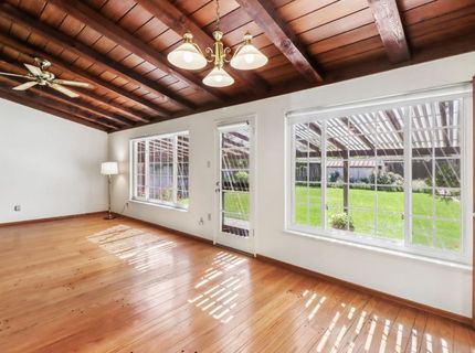 3245 Becerra Way, Sacramento, CA 95821 Photo