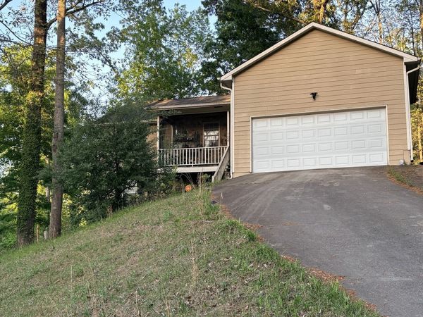 124 Mays Landing Road, Stockbridge, GA 30281