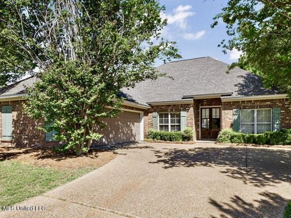 202 Calhoun Drive, Madison, MS 39110