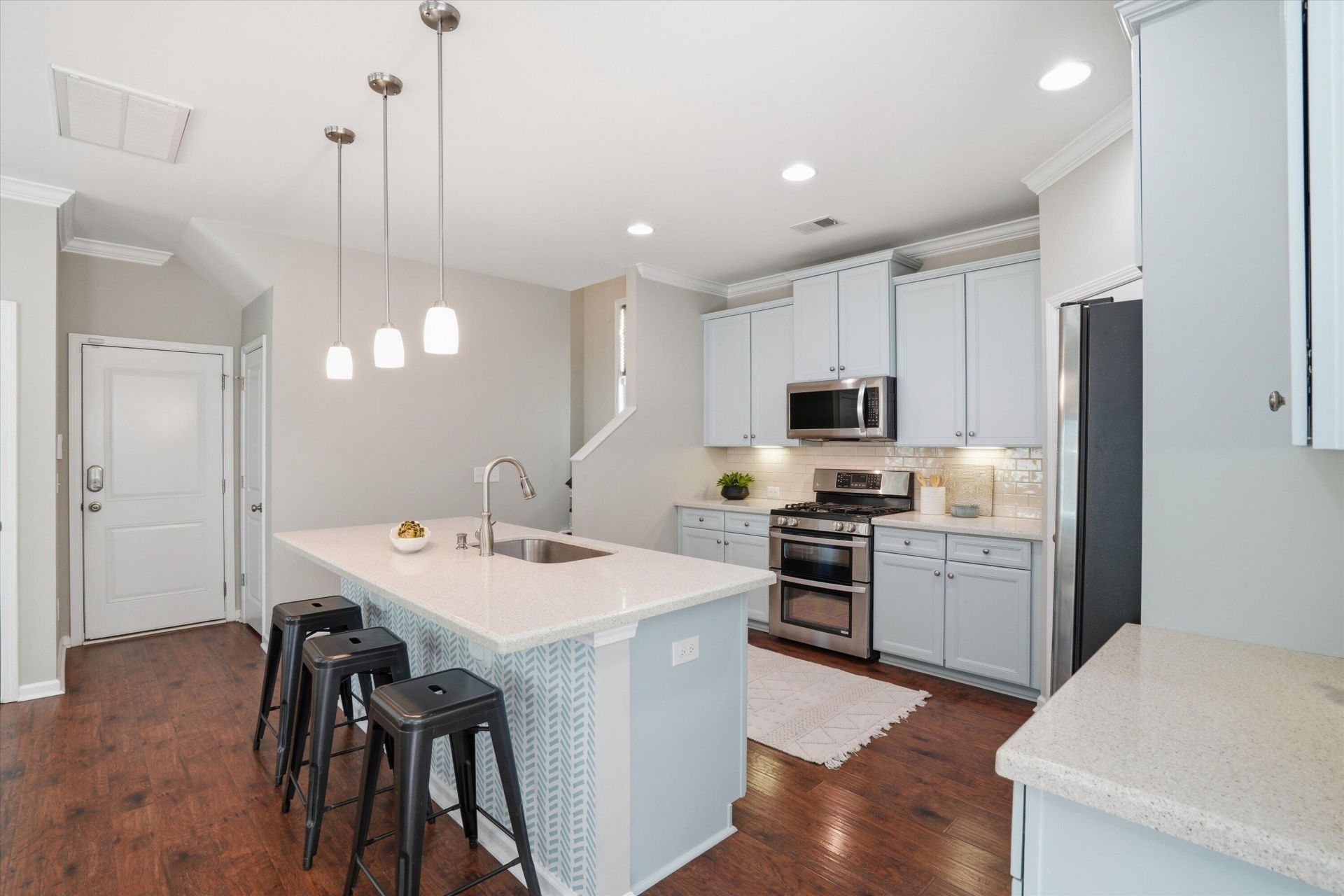 1551 Camarillo Court Photo 13