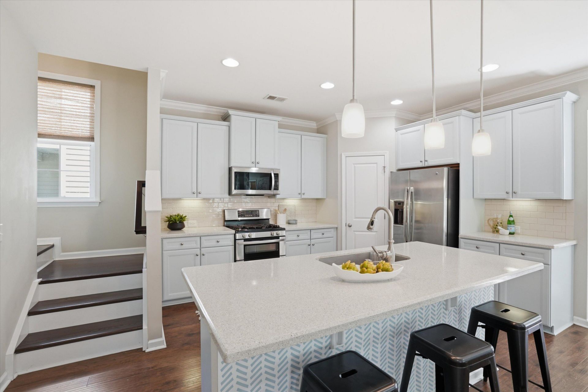 1551 Camarillo Court Photo 2