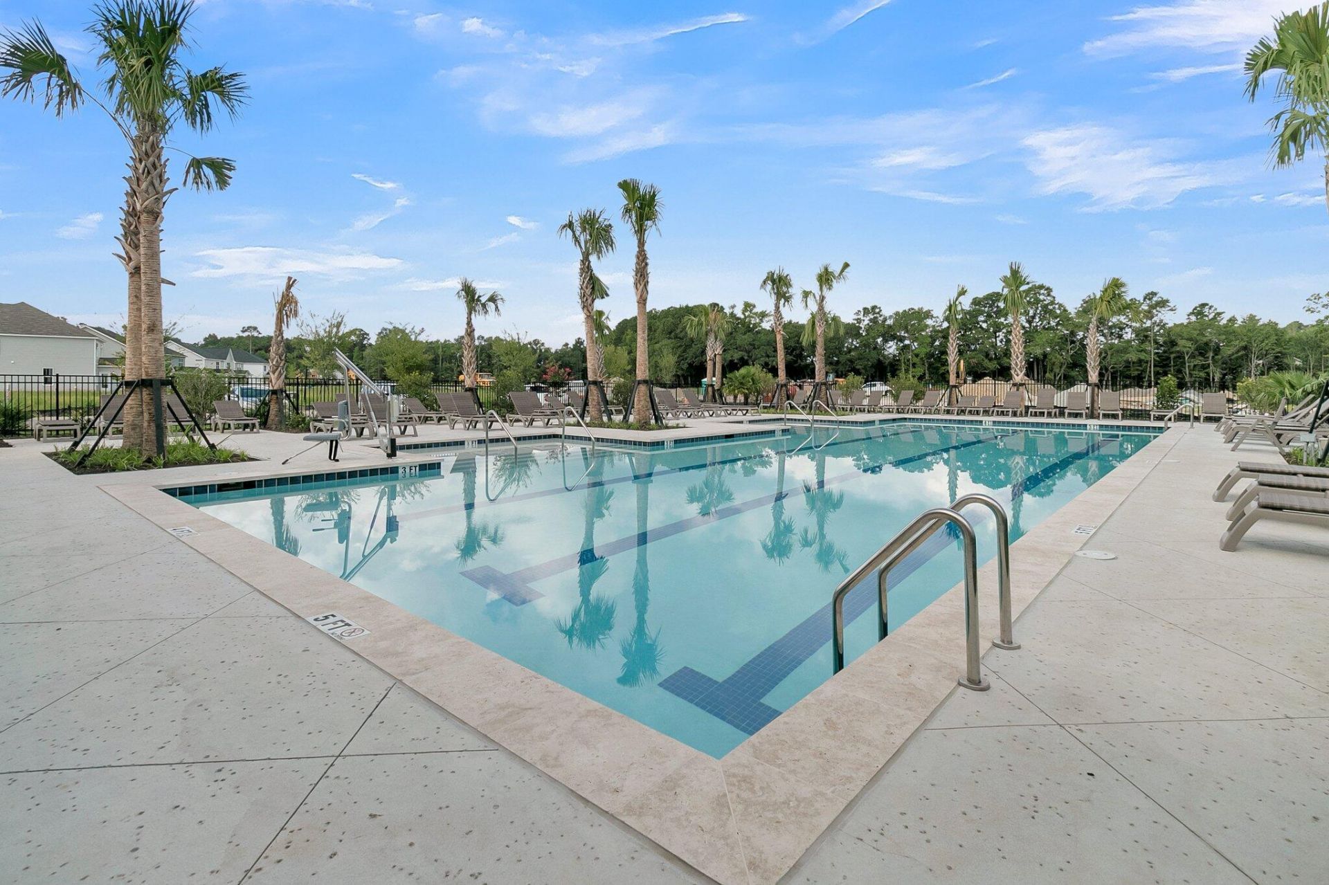 122 Clarabelle Lane Photo 2