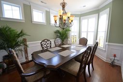 1811 Luna Court photo 4