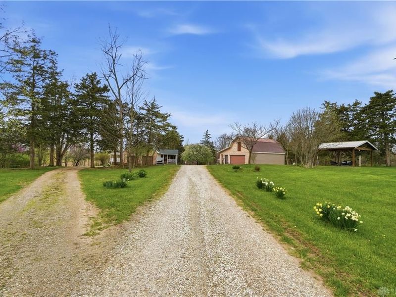 7553 Coffin Station Road, Springfield, OH 45502 Photo 6