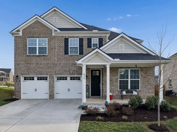 809 Cawthorn Ln , Mount Juliet, TN 37122