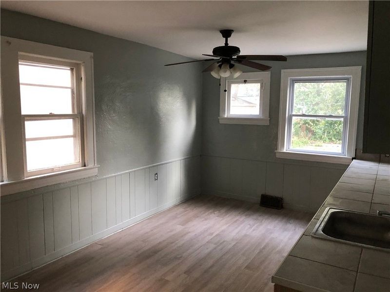 5219 Vandalia Avenue, Cleveland, OH 44144 Photo 8