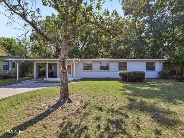 3827 COLEBROOKE Drive, Jacksonville, FL 32210