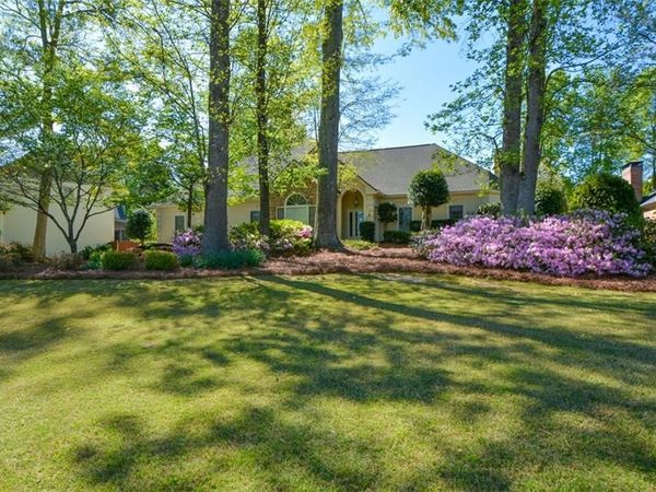 6085 Wellington Court, Cumming, GA 30040
