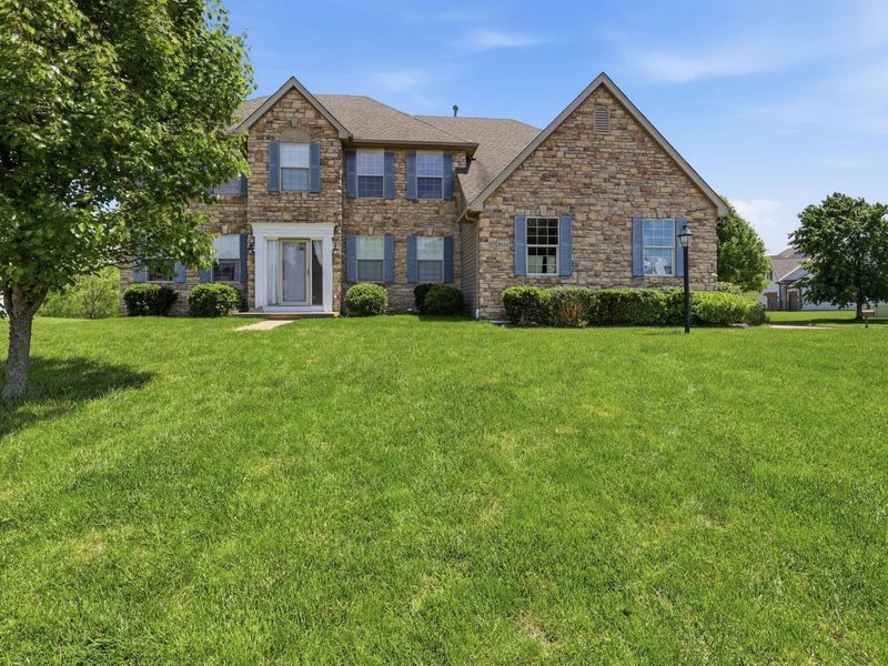 8104 Amanda Northern Road NW, Canal Winchester, OH 43110 Photo 2