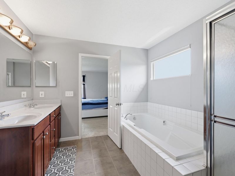 8104 Amanda Northern Road NW, Canal Winchester, OH 43110 Photo 22