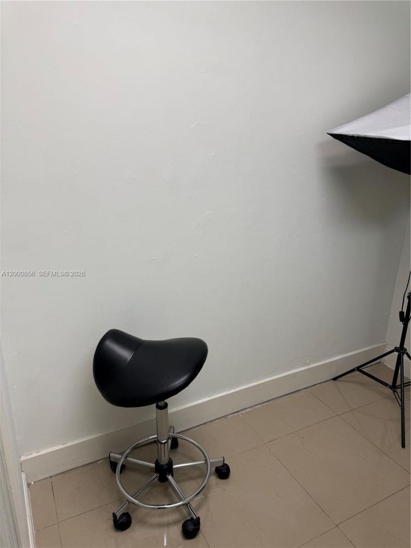 8511 NW South River Dr , Medley, FL 33166 Photo