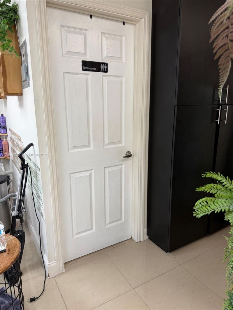 8511 NW South River Dr , Medley, FL 33166 Photo