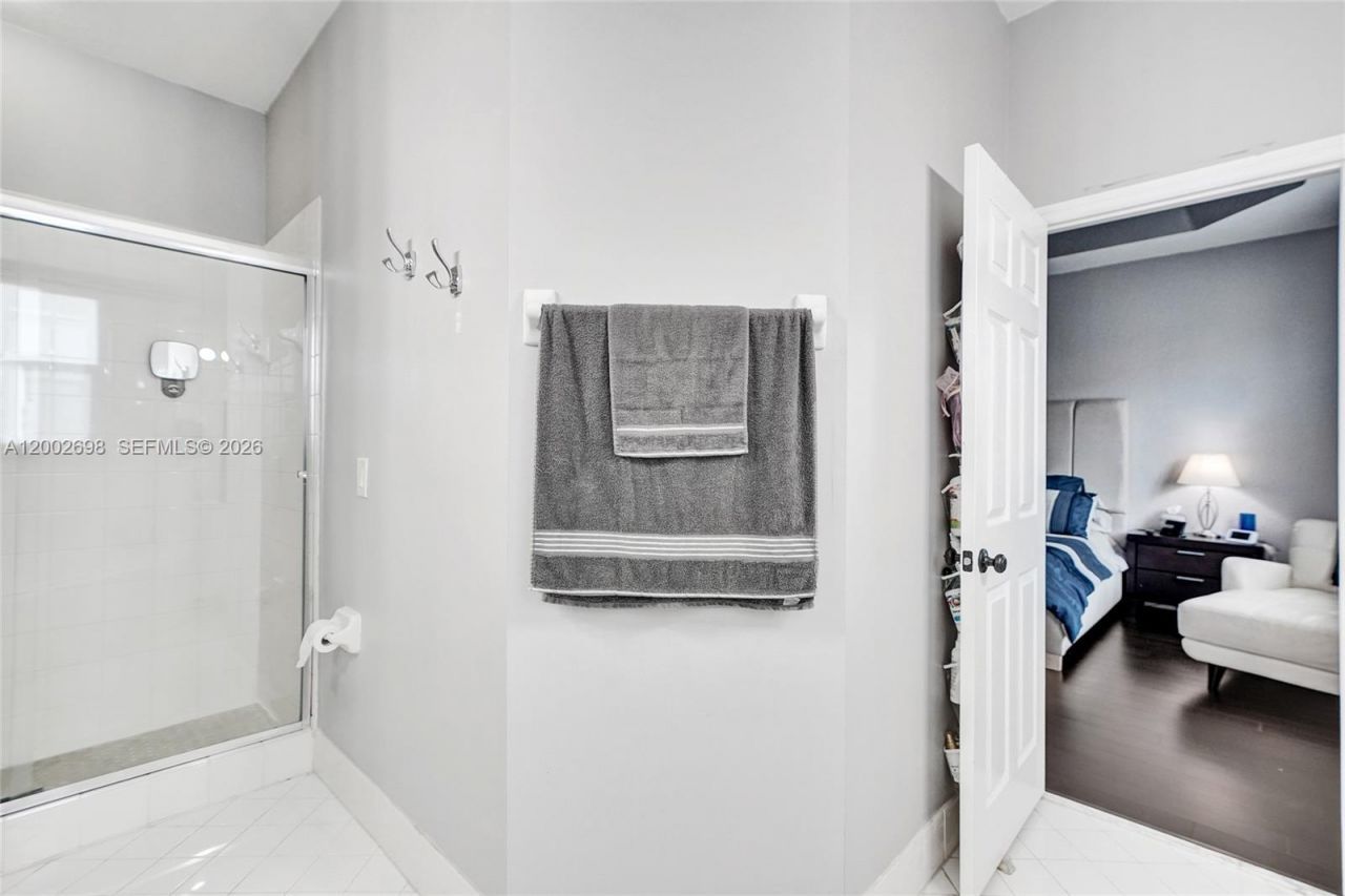 12839 SW 135th Ter, Miami, FL 33186 Photo