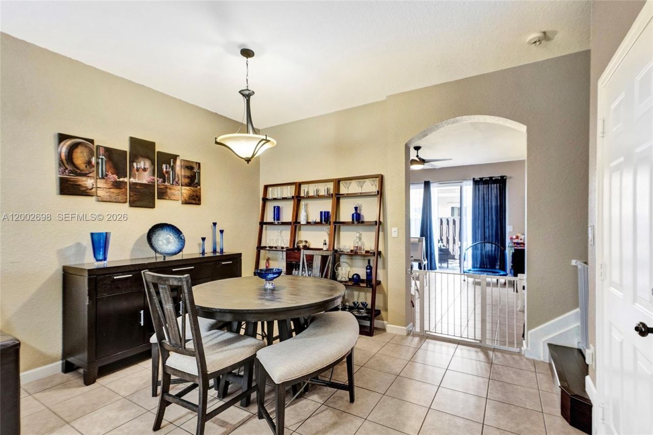 12839 SW 135th Ter, Miami, FL 33186 Photo