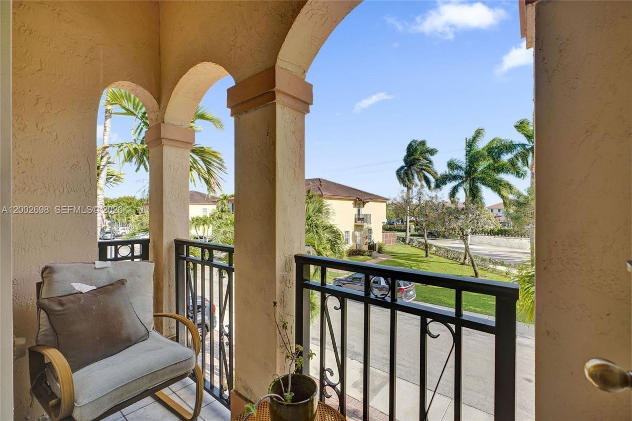 12839 SW 135th Ter, Miami, FL 33186 Photo