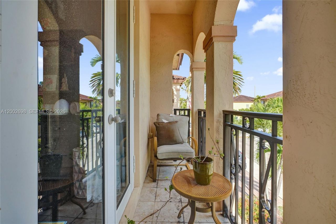 12839 SW 135th Ter, Miami, FL 33186 Photo