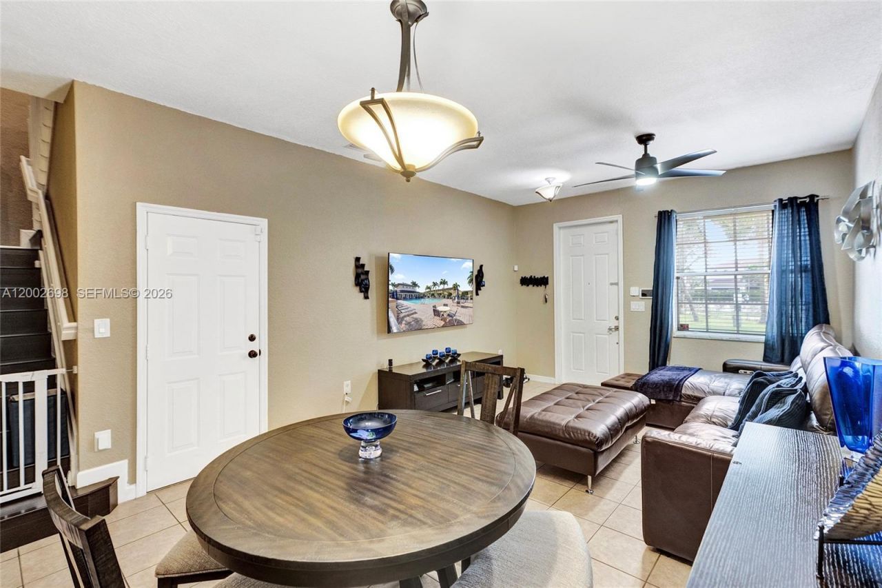 12839 SW 135th Ter, Miami, FL 33186 Photo