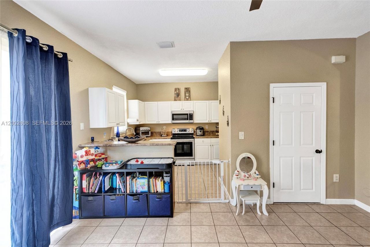 12839 SW 135th Ter, Miami, FL 33186 Photo