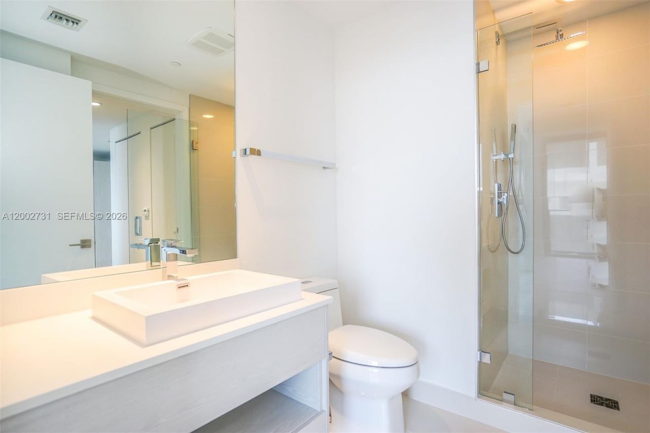 55 SW 9 Street, Unit 2907, Miami, FL 33130 Photo