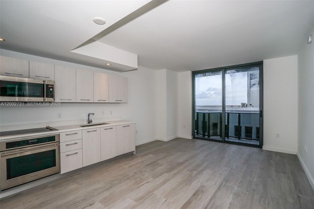 55 SW 9 Street, Unit 2907, Miami, FL 33130 Photo