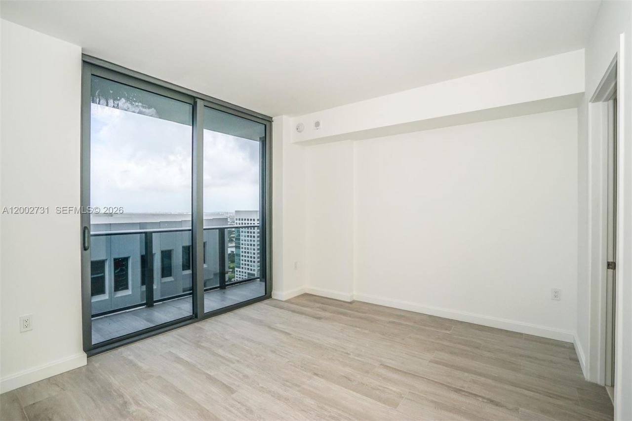 55 SW 9 Street, Unit 2907, Miami, FL 33130 Photo