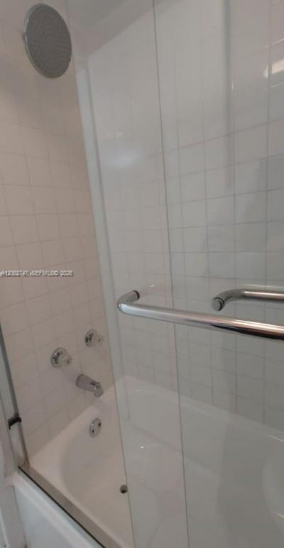 2935 NE 163rd St, Unit 4Q, North Miami Beach, FL 33160 Photo