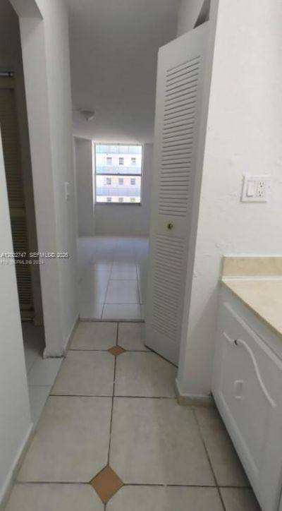 2935 NE 163rd St, Unit 4Q, North Miami Beach, FL 33160 Photo