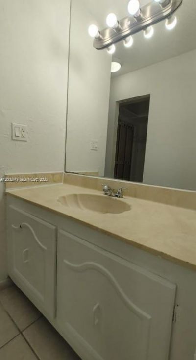 2935 NE 163rd St, Unit 4Q, North Miami Beach, FL 33160 Photo